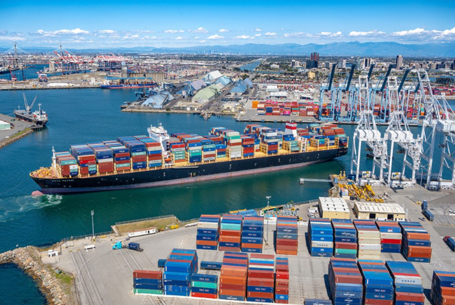  Vận tải hàng xuất khẩu sang cảng Rotterdam