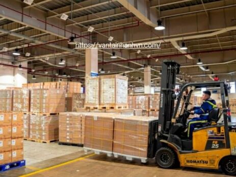 Đóng kiện và pallet hàng quá tải, quá khổ cho vận chuyển liên khu công nghiệp