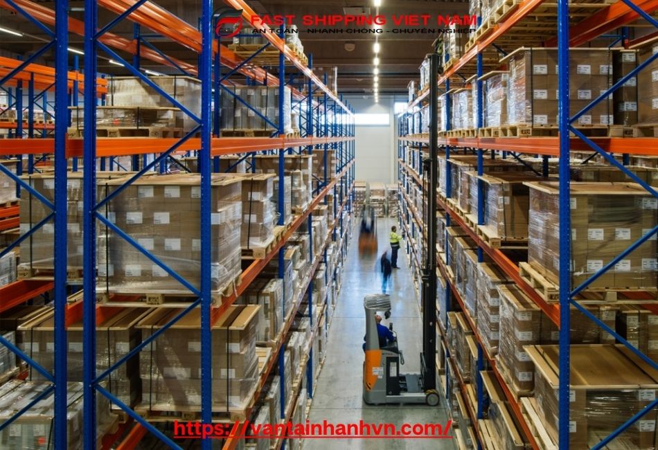 Kho trung chuyển là gì? Hướng dẫn nhập – xuất kho trung chuyển